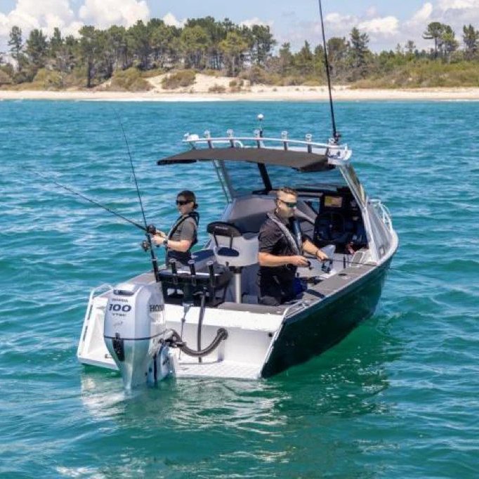 Kinocean Hot Sale High Quality Exclusive Sleek Design Aluminum Sport Fidhing Boat With Engine for Sale